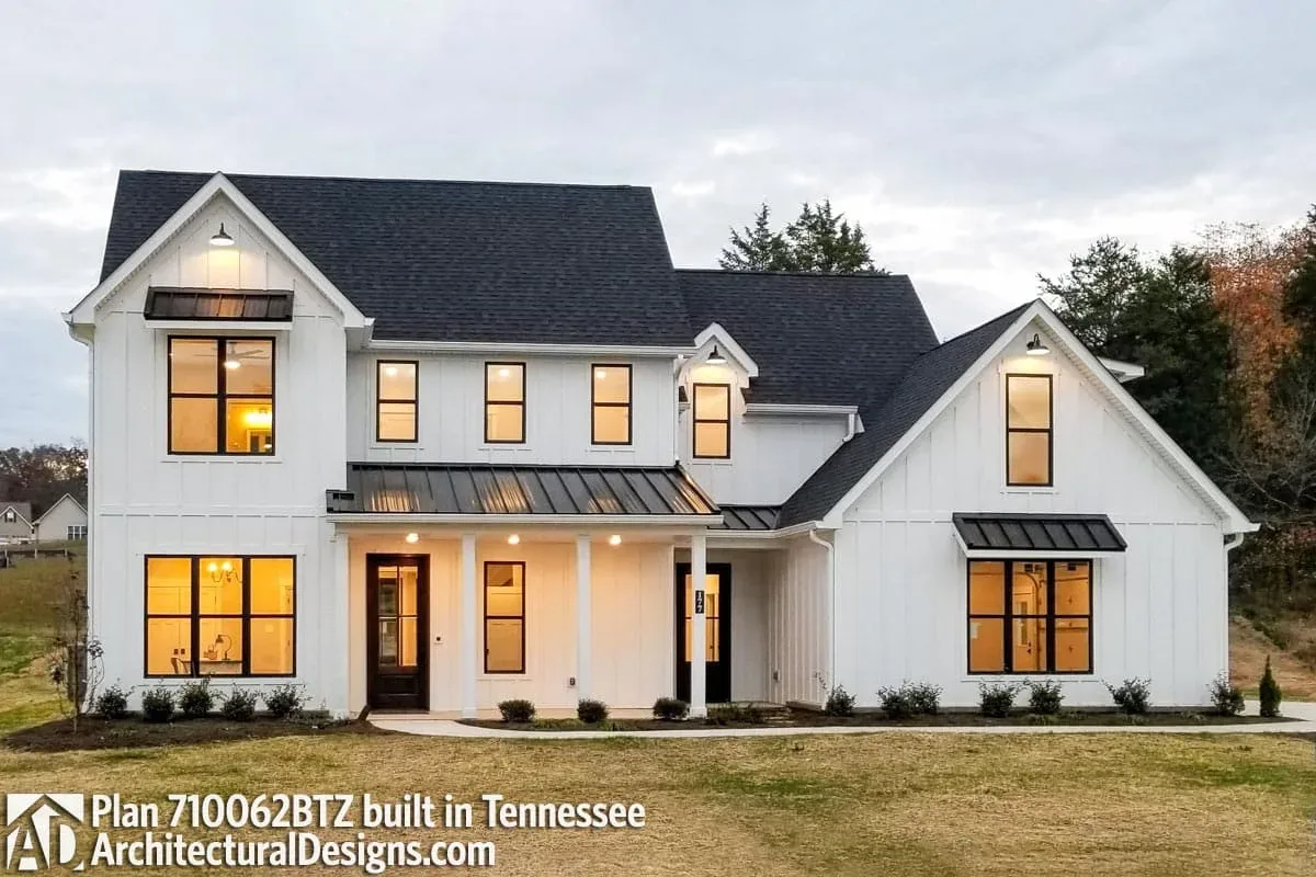 Model R3 — Farmhouse exterior (large)