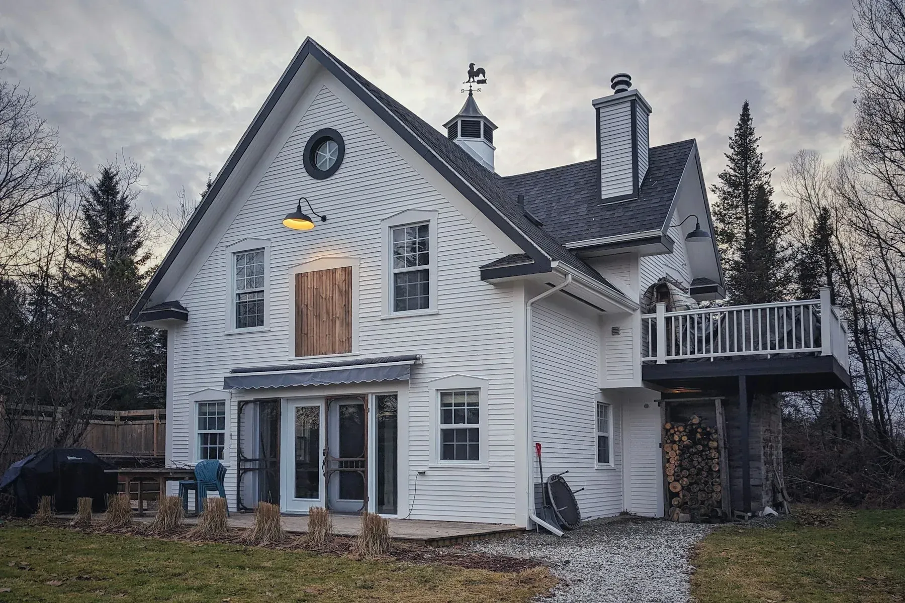 Model B2 — Farmhouse exterior (mid)